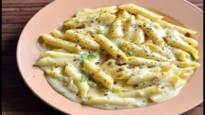 طريقة عمل مكرونة الوايت صوص اللي هتحبي تعمليها كل يوم من جمال طعمها